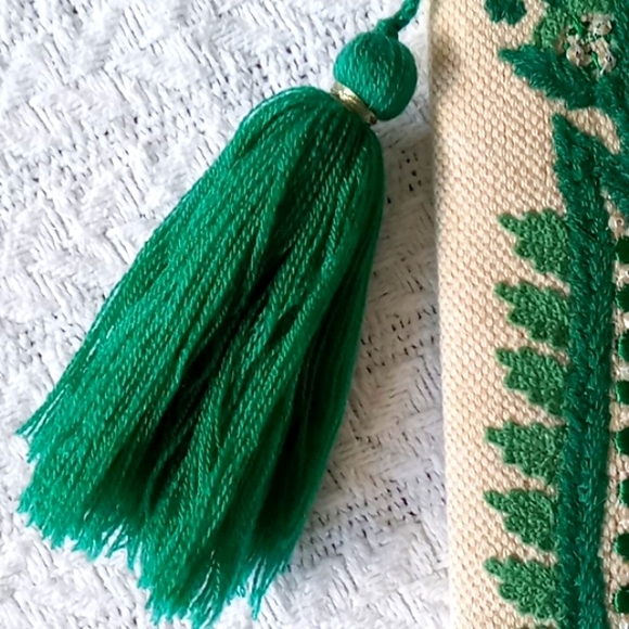 Victorian Trading Co. Embroidered Cosmetic/Clutch Bag - Picture 11 of 11